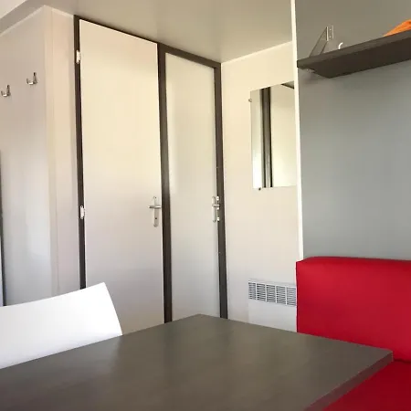 Mobil-home Camping 4 Etoiles Camping *